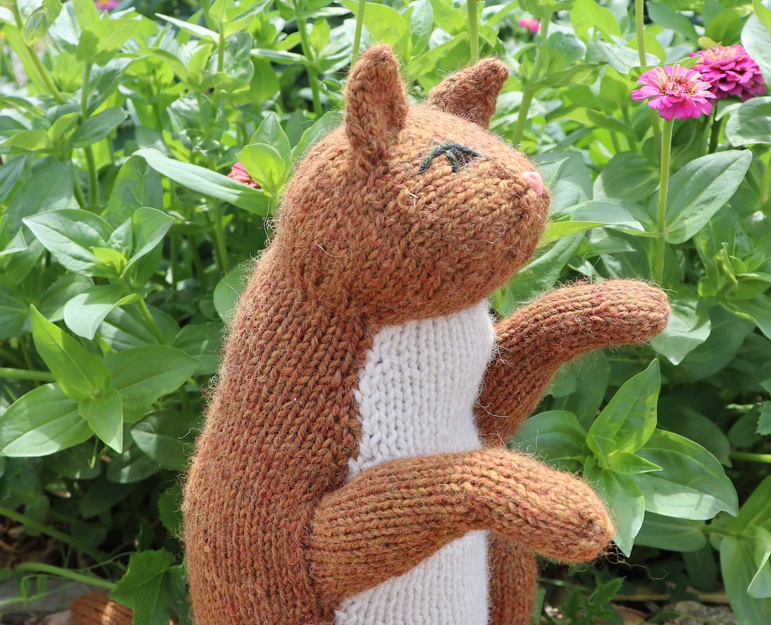 Victorian Housecats to Knit – Yarnology