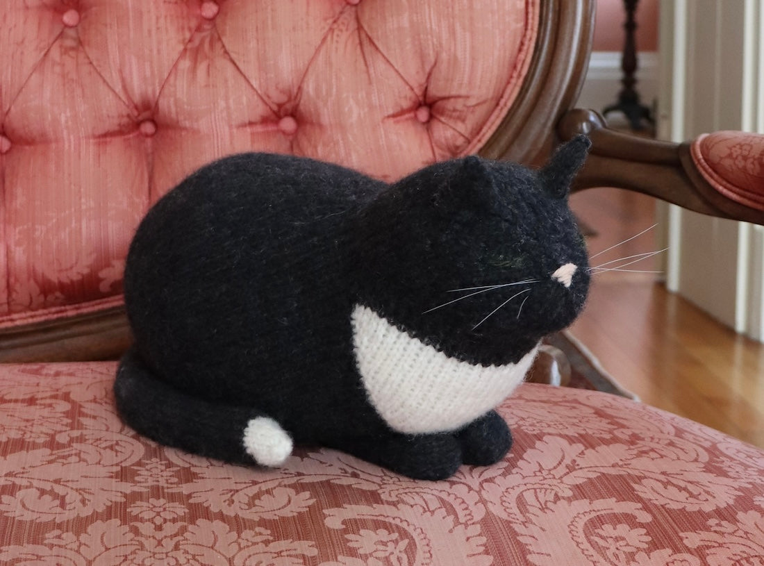 Victorian Housecats to Knit – Yarnology