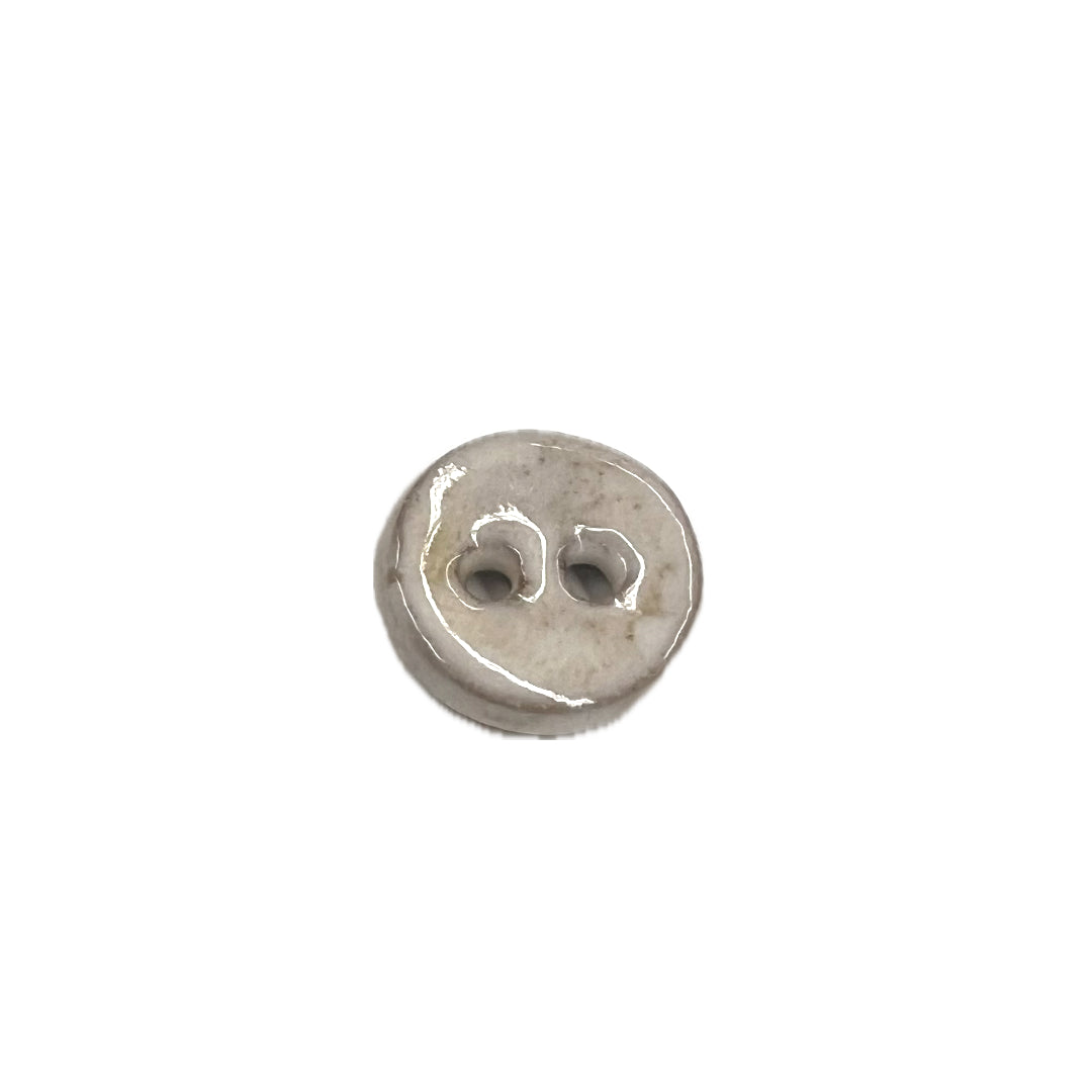 ceramic button with 2 holes
