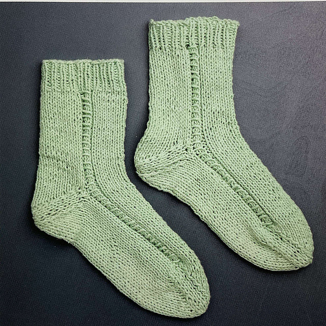 Knit 2 Socks in 1