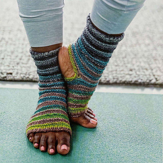 Knit 2 Socks in 1