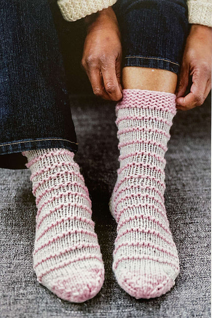 Knit 2 Socks in 1