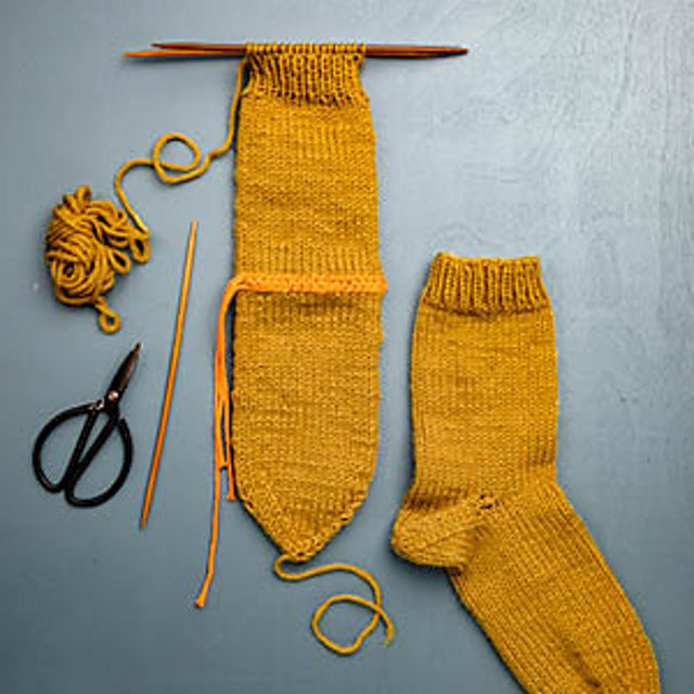 Knit 2 Socks in 1